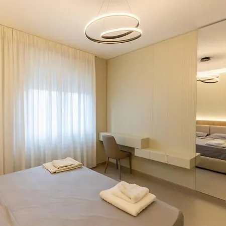 Apartment Casa Emi, Cozy In The Heart Of Tirana